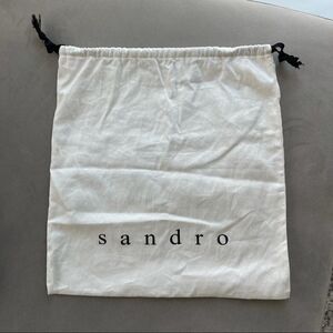𝅺SANDRO Paris dust bag